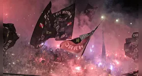 . No momento, restam apenas bilhetes para cadeiras do setor da Almirante, comercializados ao valor de R$ 200.