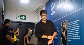 O responsável por conduzir esse processo é o executivo de futebol Luis Vagner Vivian