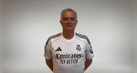 Real Madrid oficializou a chegada do técnico José Mourinho
