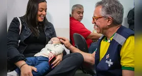 O imunizante disponível no SUS garante proteção para crianças contra 20 sorotipos de doenças como pneumonia e meningite.