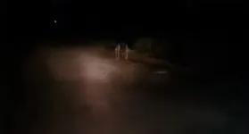 Descubra a história por trás da suposta aparição que tem assombrado motociclistas em Belém. Entenda os relatos e a repercussão nas redes sociais.