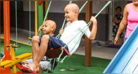 Juan superou um tratamento contra o câncer infantojuvenil após receber acolhimento da Casa Ronald McDonald Brasil durante a luta pela cura.