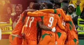Com atuação decisiva de Guéla Doué, a Costa do Marfim venceu a França por 2 a 1, de virada, em amistoso preparatório para a Copa do Mundo.