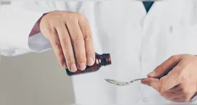 A substância conhecida como clobutinol é amplamente utilizada na formulação de xaropes no Brasil