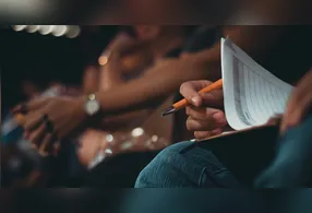 A maioria dos estudantes só se preocupa com o desempenho na prova, mas raramente pensa no que vem depois: o conhecimento que deveria ficar