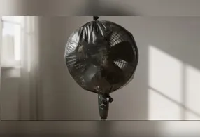 É importante lembrar que o motor e os componentes elétricos internos jamais devem receber umidade durante o processo, para evitar curtos.