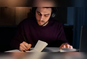 A ciência aponta que o melhor horário para estudar varia de acordo com o perfil biológico e a rotina de cada pessoa.