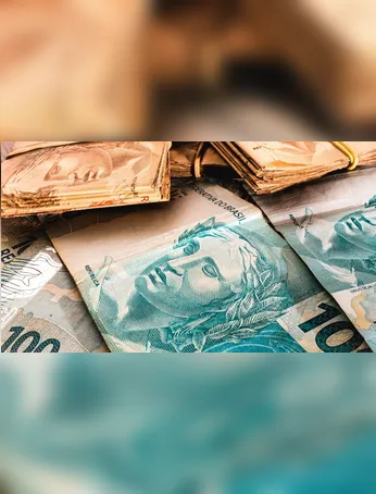 O objetivo central é permitir que milhões de pessoas recuperem o acesso ao crédito ao oferecer condições facilitadas para o pagamento de dívidas acumuladas