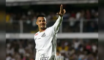 Imagem ilustrativa da imagem Já em Belém, Zé Ivaldo fica a um passo de ser anunciado pelo Remo