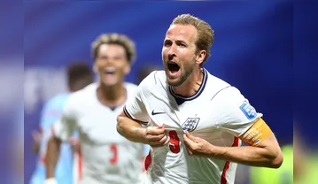 Imagem ilustrativa da imagem Inglaterra vence o RD Congo com dois gols de Kane e avança na Copa