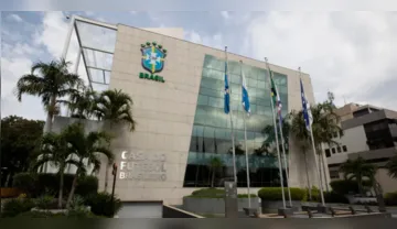 Imagem ilustrativa da imagem Filho de Gilmar Mendes amplia articulações na CBF após denúncias contra Xaud