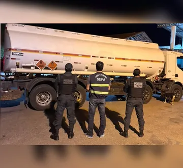Imagem ilustrativa da imagem Sefa apreende carga de combustíveis e bebidas irregular no Sudeste do Pará