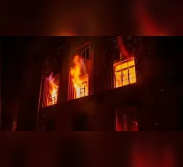 Imagem ilustrativa da imagem Incêndio em escola no Quênia deixa 16 estudantes mortas