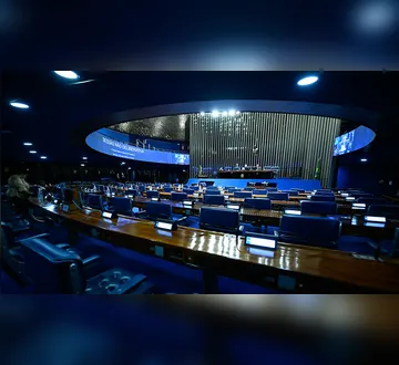 Imagem ilustrativa da imagem Fim da escala 6x1 entra em nova disputa no Senado Federal