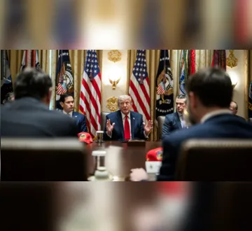 Imagem ilustrativa da imagem Trump afirma que Irã aceitou abrir mão de arma nuclear