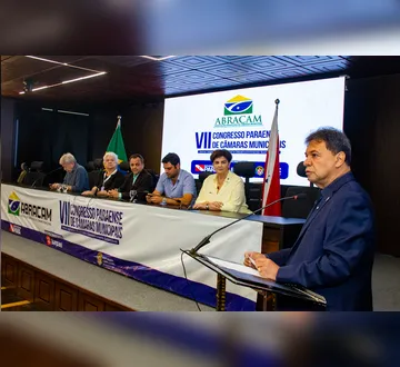 Imagem ilustrativa da imagem Alepa debate futuro dos municípios em congresso estadual