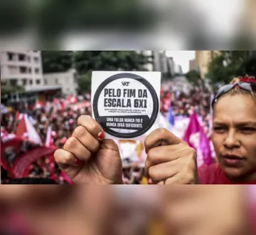 Imagem ilustrativa da imagem Jornada 6x1 amplia desigualdade e piora sobrecarga de trabalho para mulher