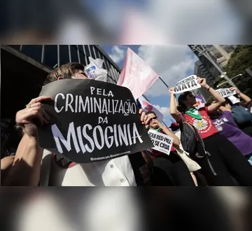 Imagem ilustrativa da imagem PL da Misoginia pode ser votado somente em agosto após recesso