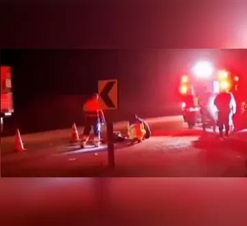 Imagem ilustrativa da imagem Mulher morre após cair de caminhão na BR-163 no Pará