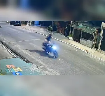 Imagem ilustrativa da imagem Jovem fica em estado grave após tentar realizar manobra em motocicleta