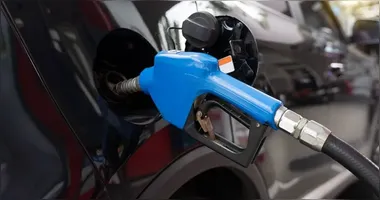 Serão disponibilizados 3.750 litros de gasolina comum sem tributos