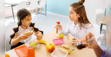 Imagem ilustrativa da imagem Nutricionista ensina a manter dieta infantil saudável nas férias