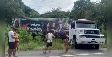 Imagem ilustrativa da imagem Carreta do Tupinambá sofre acidente no interior do Pará