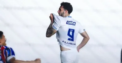 Imagem ilustrativa da notícia: Paysandu vence nos acréscimos com gol de Ítalo e assume a vice-liderança da Série C