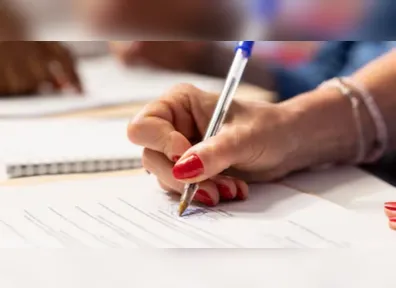 Foram confirmadas duas mil vagas disponíveis para cargos de educação e administrativos.