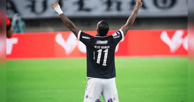 O atacante Alef Manga soma sete contribuições ofensivas, com quatro gols marcados e três assistências