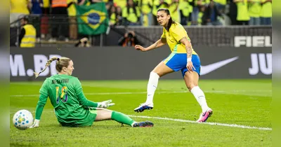 Brasil e Estados Unidos se enfrentam nesta terça-feira (9), na Arena Castelão, em Fortaleza.