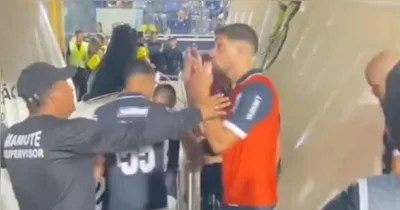O zagueiro Tassano fez um gesto obsceno para a torcida azulina no último sábado (25).