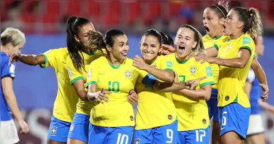 Marta desfalcou o time no primeiro jogo, mas já está recuperada de lesão.