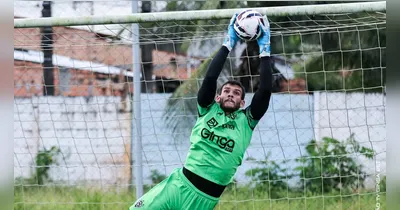 O goleiro Gabriel Mesquita completará 50 jogos com a camisa do Paysandu