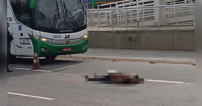 Após a colisão, a vítima bateu a cabeça no chão e morreu ainda no local.