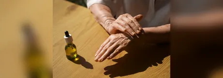 Imagem ilustrativa da imagem Quer ter unhas fortes? Veja a dica usando azeite de oliva