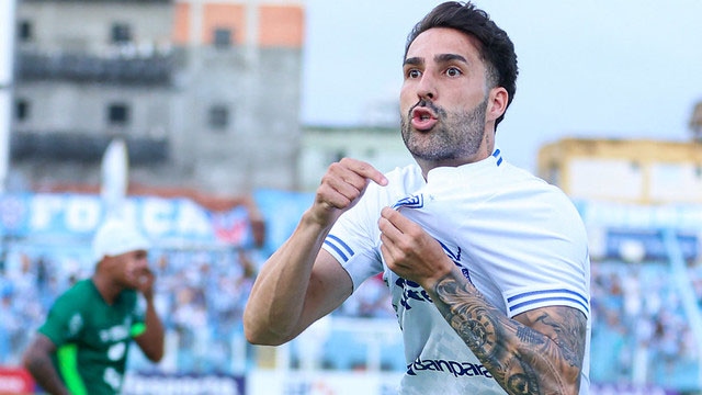 Ítalo, artilheiro do Paysandu, deseja ficar em Belém.