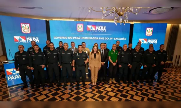 Imagem ilustrativa da imagem PMS são promovidos por ato de bravura em resgates durante enchentes