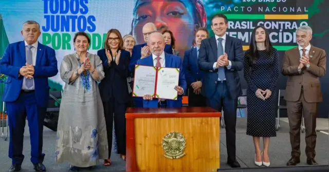 Imagem ilustrativa da notícia Lula assina decretos nos 100 dias do pacto nacional contra o feminicídio