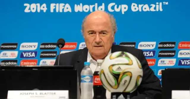 Imagem ilustrativa da notícia Blatter considera "inacreditável e absurdo" EUA terem barrado árbitro da Somália