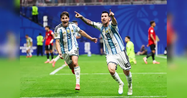 Imagem ilustrativa da notícia Argentina x Egito: vídeos de lances polêmicos viralizam e geram críticas 
