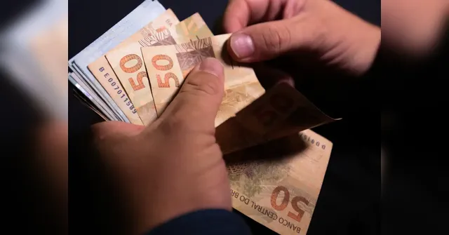 Imagem ilustrativa da notícia Desenrola 2.0: bancos devem transferir valores esquecidos a fundo públicos