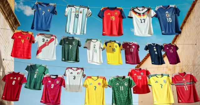 Imagem ilustrativa da notícia Copa 2026: veja as 10 camisas mais bonitas eleitas pelos torcedores