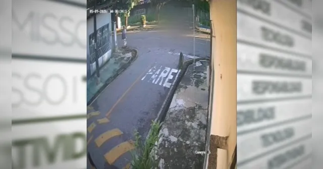 Imagem ilustrativa da notícia Vídeo: homem morre após cair em canal em Belém