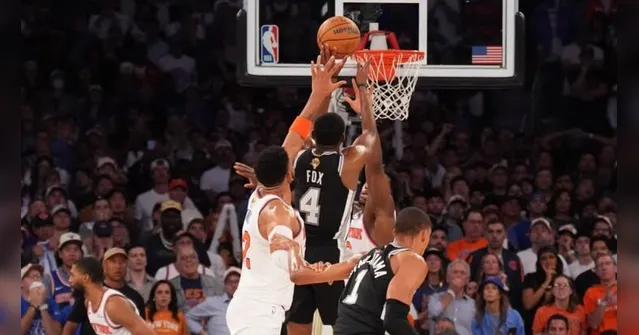 Imagem ilustrativa da notícia Com vaias a Trump, Spurs vencem Knicks no jogo 3 da final da NBA