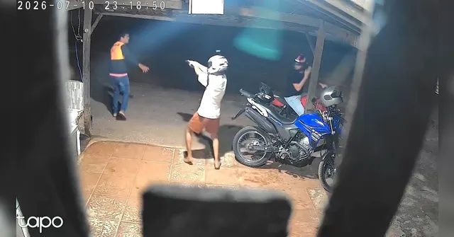 Imagem ilustrativa da notícia Suspeito se atrapalha e frustra roubo de moto em Benevides