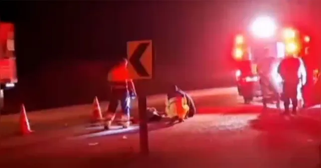 Imagem ilustrativa da notícia Mulher morre após cair de caminhão na BR-163 no Pará