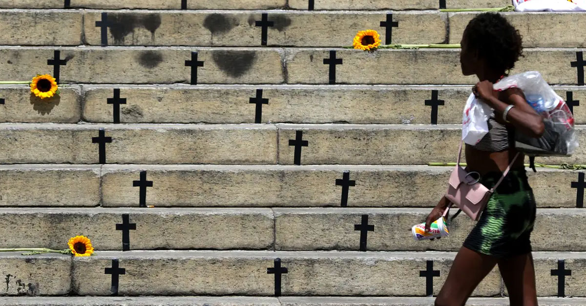 É a primeira vez que o indicador fica abaixo da marca de 20 mortes por 100 mil habitantes
