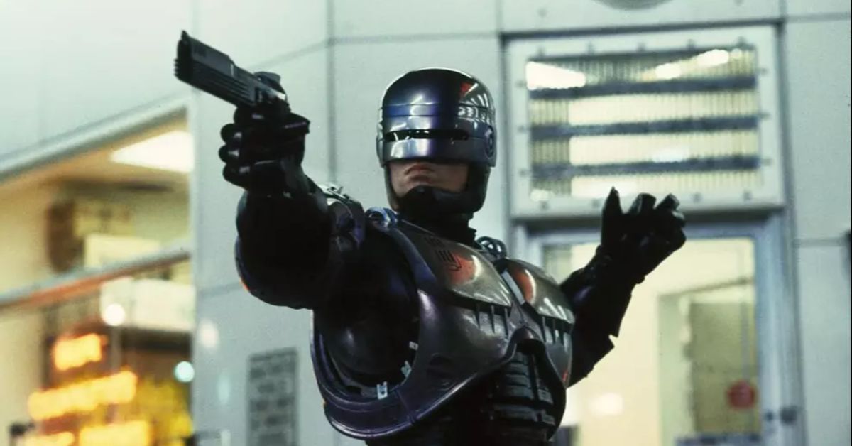 O filme original de RoboCop foi lançado em 1987, com direção de Paul Verhoeven e Peter Weller no papel principal.