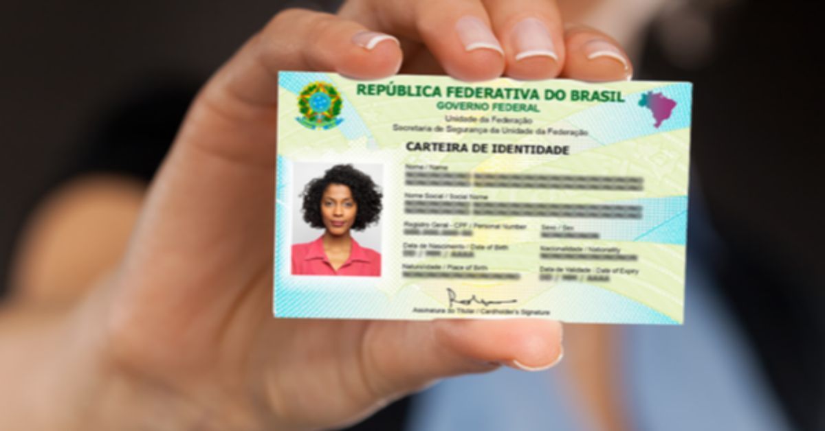 Antiga identidade continuará válida até fevereiro de 2032.